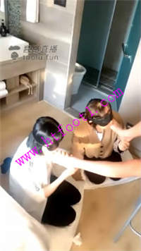 uexif0wd1ct.jpg