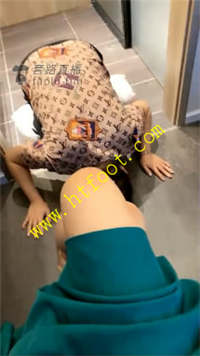n1i4uxcs12h.jpg