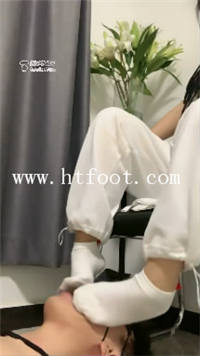 4jjv2sv04bq.jpg