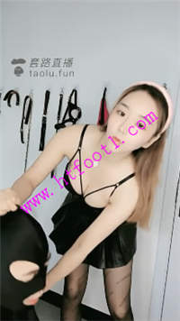 t54jt1ccybw.jpg