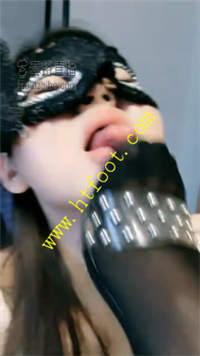 yev04be0x1m.jpg