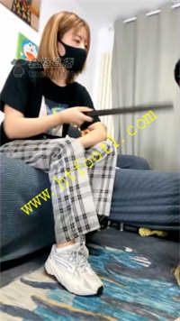 duvhwj1zneu.jpg