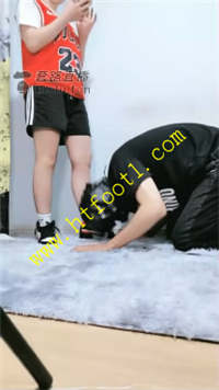 lyba4xhiv2v.jpg