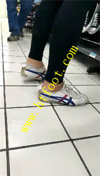 hwaw2sy5zcc.jpg