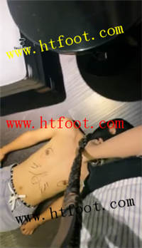 vfx1utqqs4w.jpg