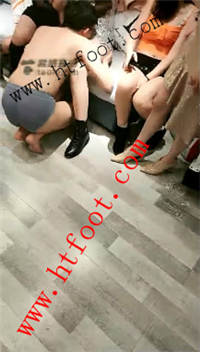 upfon5wpct4.jpg