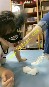 02y42pkwzmx.jpg