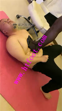 y33maleqmf5.jpg