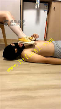 0cdg1qi0pea.jpg