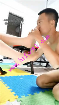 n0fwsyl3yau.jpg