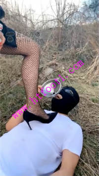 wzlle4dswnh.jpg