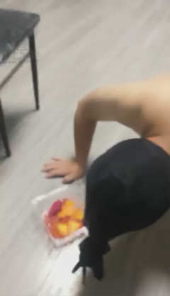 rz33pwqbh2b.jpg