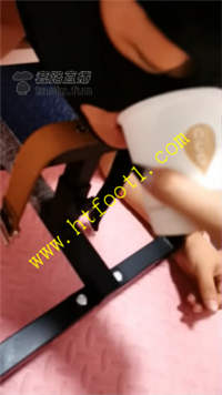 ve23wt1cy43.jpg