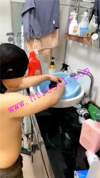 homxipfl55y.jpg
