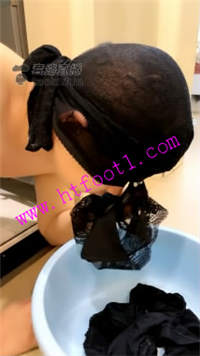 mxmfh52aenb.jpg