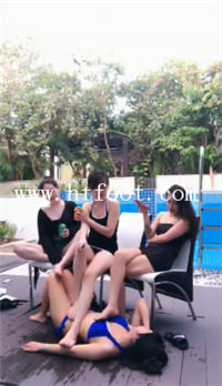 fysl4wl1dcl.jpg