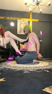 f3ky0hipp20.jpg