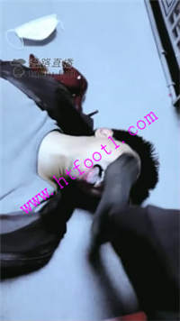 uje0x0fbvh0.jpg