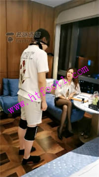 1iv5j5w1qvw.jpg