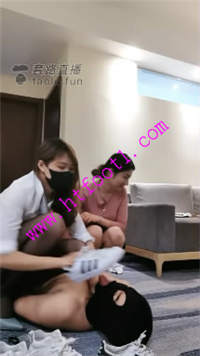 vvilezzfbby.jpg