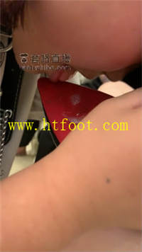iaabs1f2w4x.jpg
