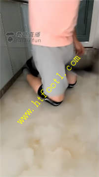 kjkm4mfltcy.jpg