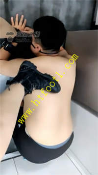 tebh3x0cllx.jpg