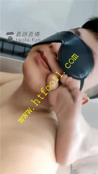 1yaxskaycso.jpg