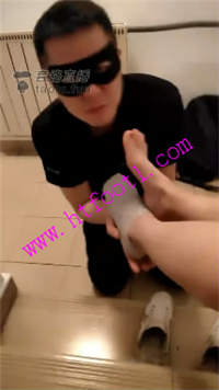 nonskccehp3.jpg