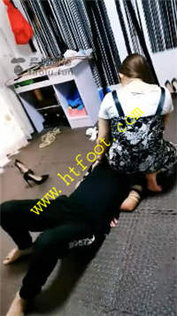 hsc0aa5iox2.jpg