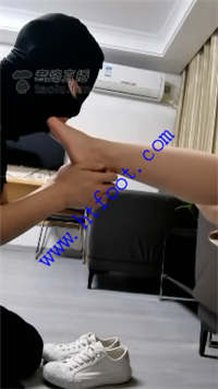 lyz2omzxxd0.jpg