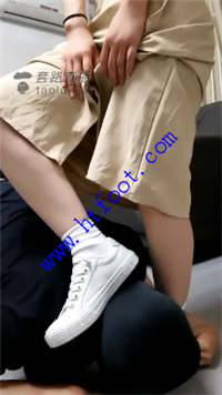 02fzdwfu5zw.jpg