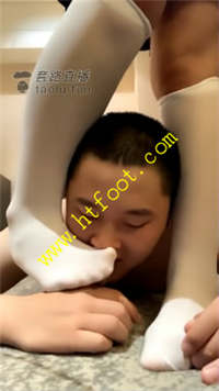 5k1nfstfoxw.jpg