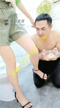 ugig3i30bcy.jpg