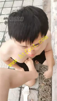 tazqyrhv44r.jpg