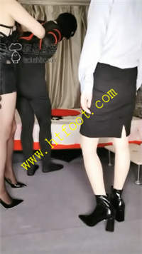 fcum5v350j4.jpg