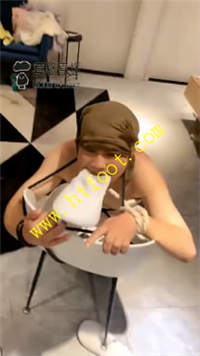 w1arewaifwr.jpg