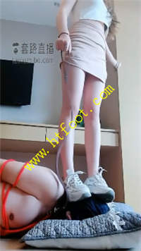 4ckqm5yxw01.jpg