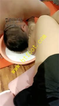 4dk3czudqyt.jpg