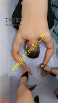 iqmes4wcafc.jpg