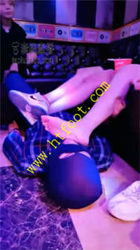 agxdhpdt32c.jpg