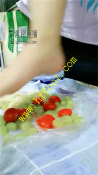 lq54lns1svq.jpg