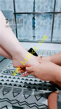 1a53yc14qq1.jpg