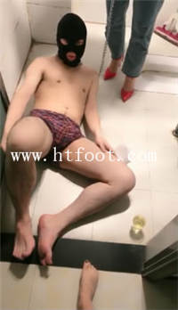 ifigwf5h4d0.jpg