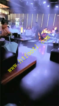 0xab5wv32m4.jpg