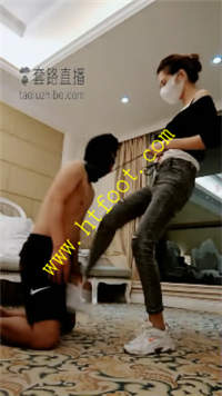 ya4qdwg1j32.jpg
