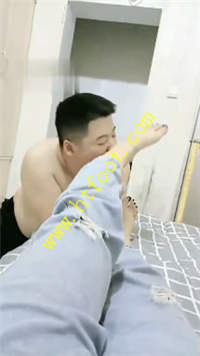 i1y2elmg3c2.jpg