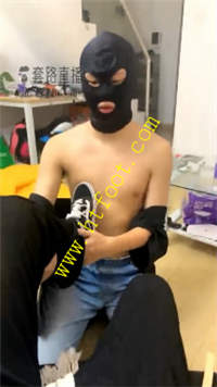 12qc3y3mjjj.jpg