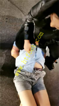 hitm0h02vbv.jpg