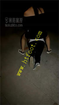 4wowfw2ftsy.jpg
